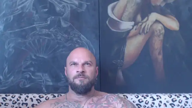 viking_30 live cam on StripChat