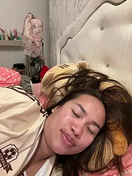 Ponthip webcam