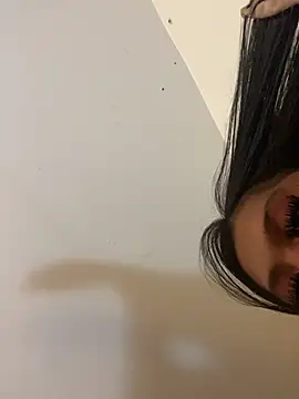 Model: sexiestcunty_eerie