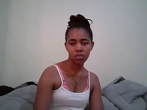 MidnightNala live cam on StripChat