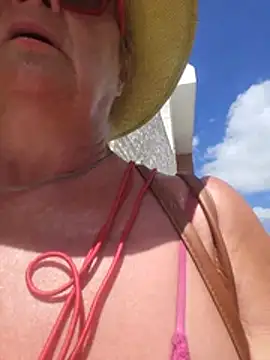 Hot-Muci webcam