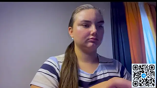 Dreamyblushfairy webcam