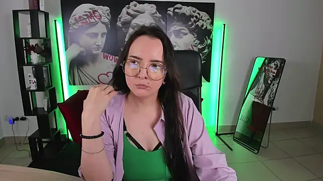 TiffanysGlow webcam