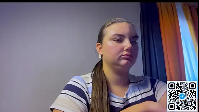 Dreamyblushfairy webcam