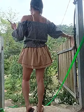 Linda-yiyi webcam