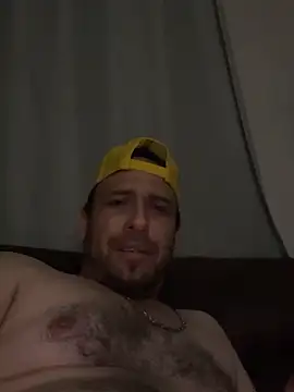 Eduardo280519 live cam on StripChat