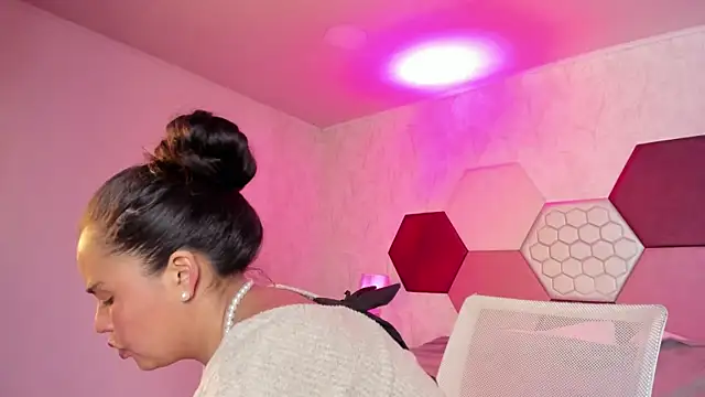 ArielleWilde webcam