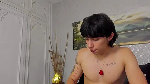 Tyler_durten live cam on StripChat