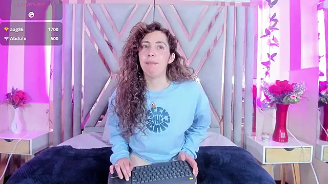 hada_russo - Hada_russo's free webcam - UK Sex Cams