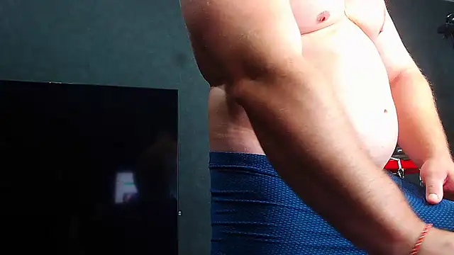 muscularjohnforux (M young) - masturbation  oil big dick