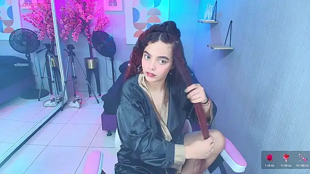 Maggy_t18 webcam