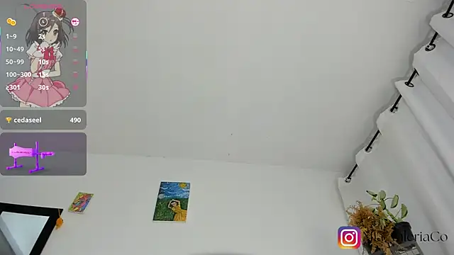 Mia-Valeria- webcam