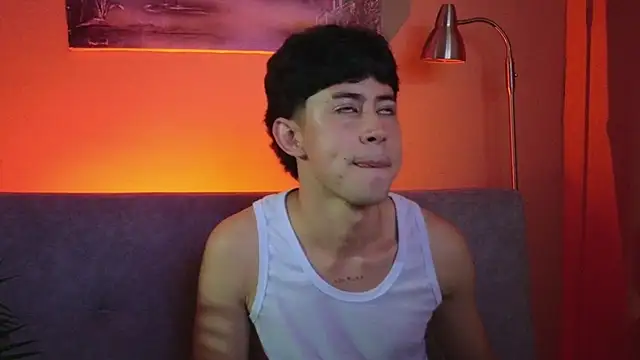 myke_magic webcam