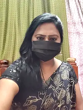 Meera_mia webcam