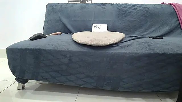 Grass_99 live cam on StripChat