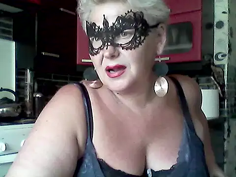 Lisa_Suzie webcam