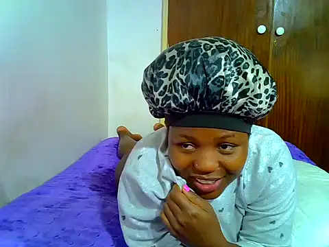 SweetHoney21_ webcam
