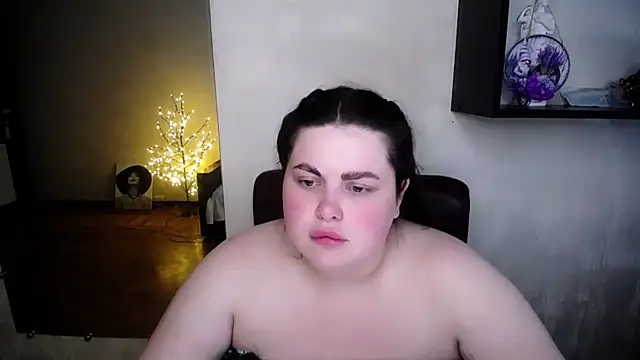 Emily_Mo webcam