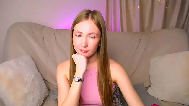 EllyColins webcam