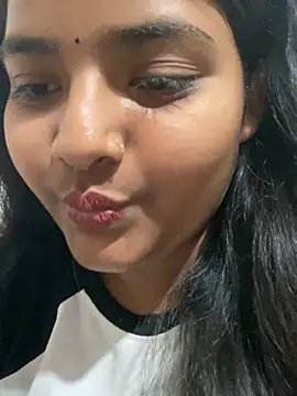 Arshu_143 webcam