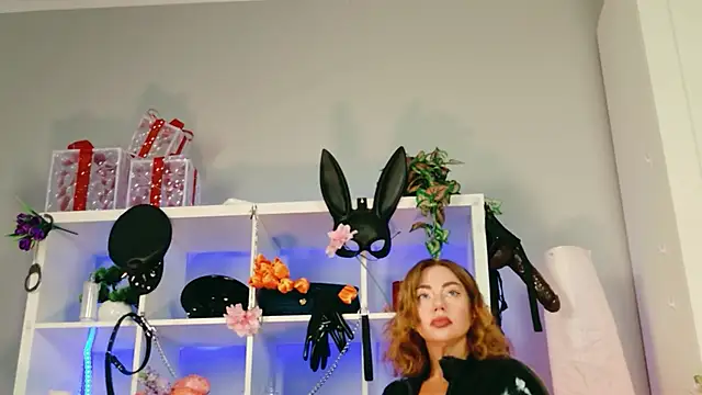 Ella__Kross webcam