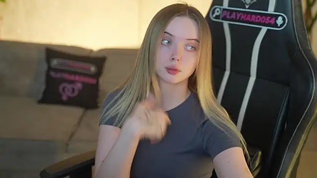 Cassy-Celestial_ webcam