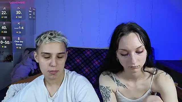 LuxuryLoverss webcam