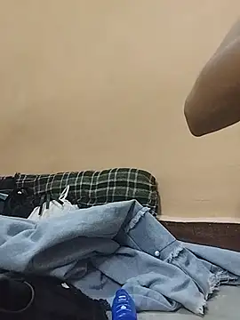 hotriya576599 webcam