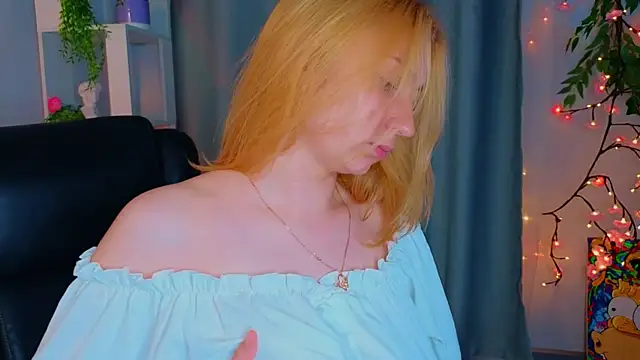 RosalieHandley webcam