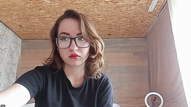 OliviaMoment webcam