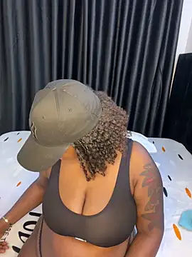 Honeylust26 webcam