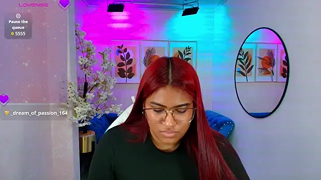 Charlotte_stoone webcam