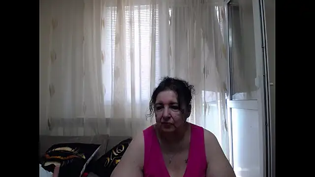 maturekorine webcam