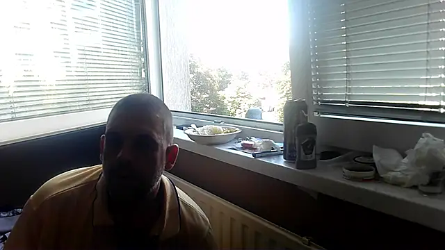 Sully_Kane webcam