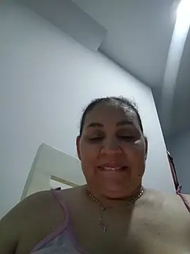 MirandaSoto webcam