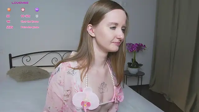 AlexsisFaee webcam