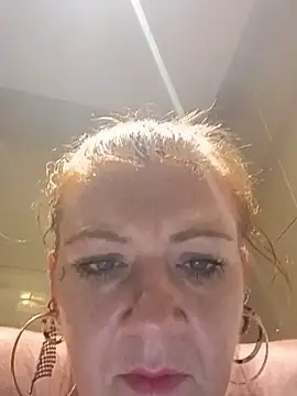 nakedgarbageperson webcam