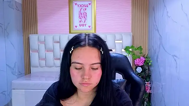 sarita_09_s webcam