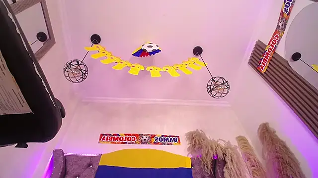 Amara_Davis1 webcam