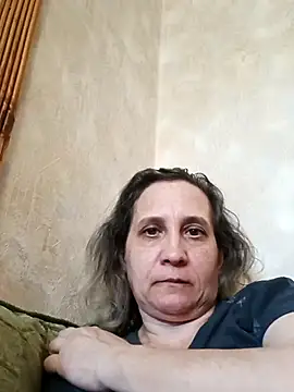 KatieLove133 webcam