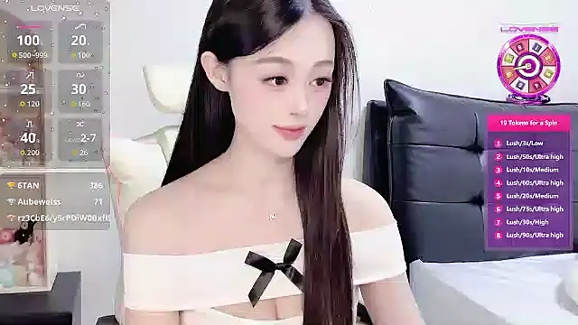 Ellaa999 webcam