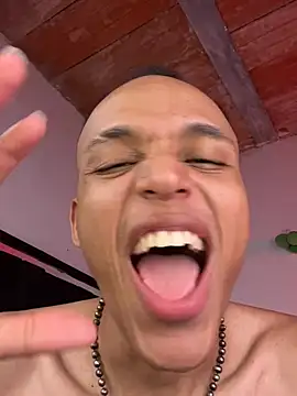 johnny_zhang webcam
