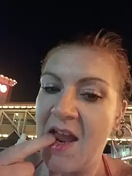 nakedgarbageperson