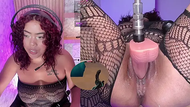 NinaCapelli webcam