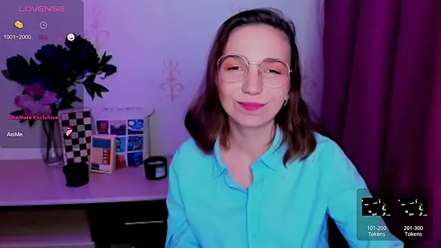 KindHazelHere_ webcam