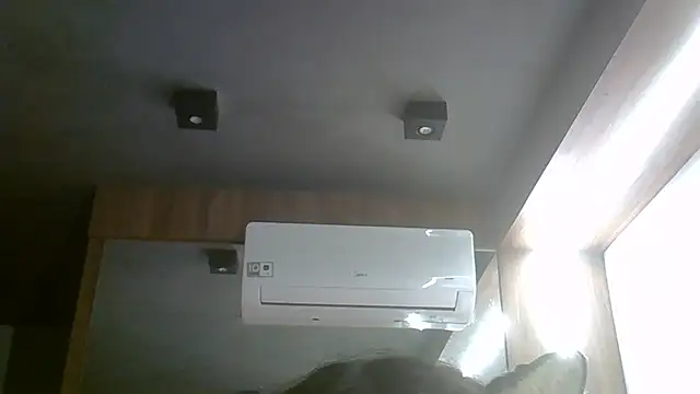 SkinnyKitten webcam