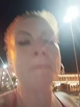 nakedgarbageperson webcam