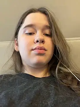 HornyGirlH webcam