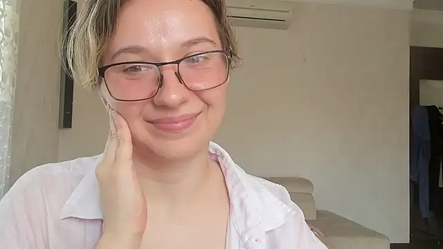 Lilith_lutherlow webcam