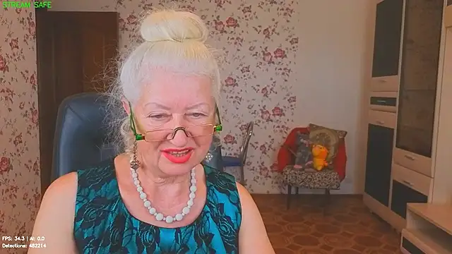 Maya_Mayflower webcam
